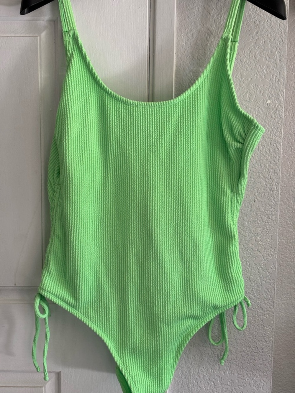 Women’s Hurley Neon Green Textured One-Piece Swimsuit Size 3X
